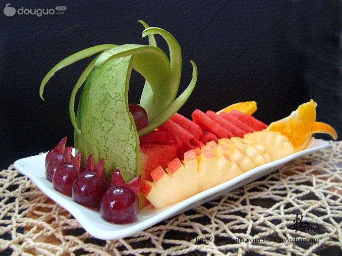 AI竞赛成本高昂！CoreWeave(CRWV.US)第二季度亏损加剧，第三季度指引不佳