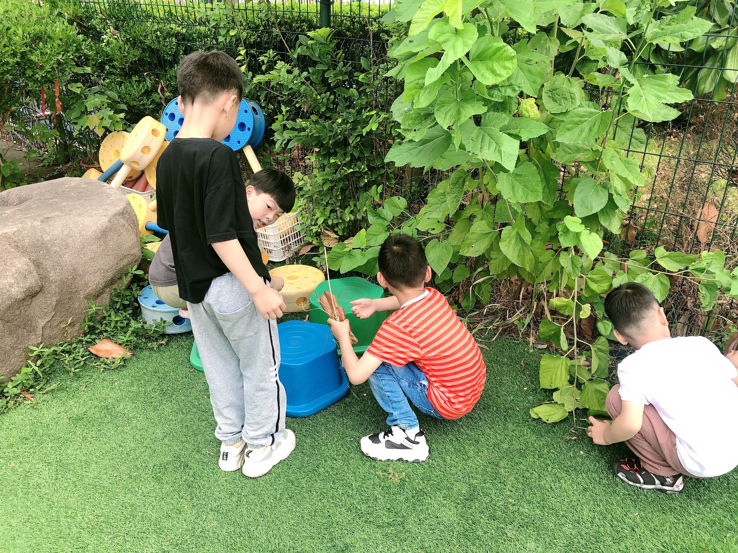 医我看丨立秋宜润肺：这两个穴位可缓解秋燥、养肺护鼻